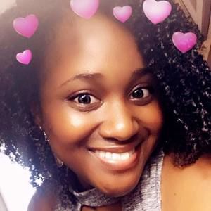 Meet your Posher, Alicia